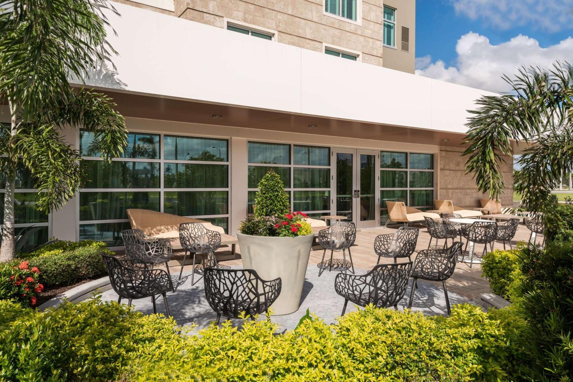 Homewood Suites By Hilton Sarasota-Lakewood Ranch The Meadows Kültér fotó